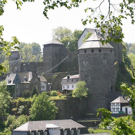 Ferienwohnung "Kunterbunt" Mit Burgblick Und Dachterrasse Monschau Exterior photo